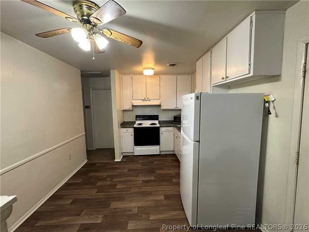 613 Kellam Cir - Photo 2 of 5