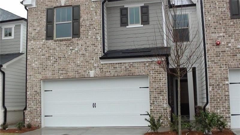 1174 Arrowlake Rd - Photo 2 of 39