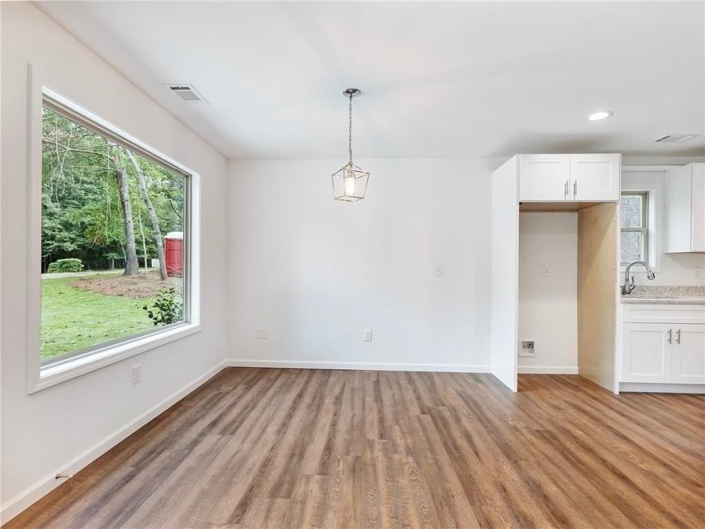 8083 Beachwood Dr - Photo 7 of 49