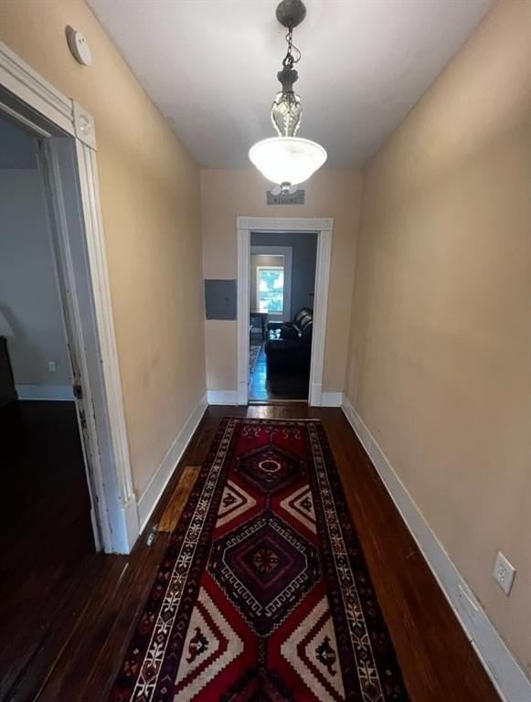 1059 Hampton St Nw - Photo 6 of 23