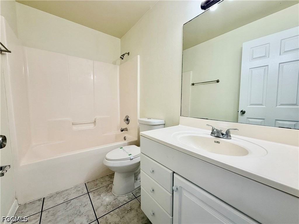 4737 28th St Sw - Photo 7 of 17