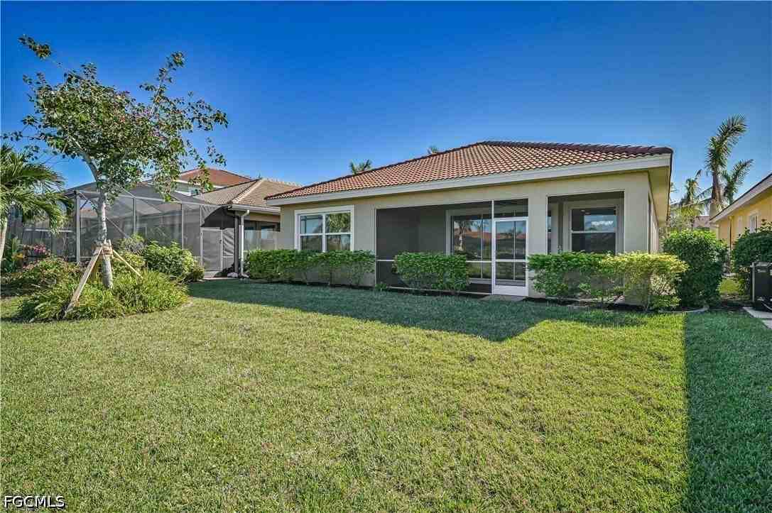3899 Eldon St - Photo 4 of 24