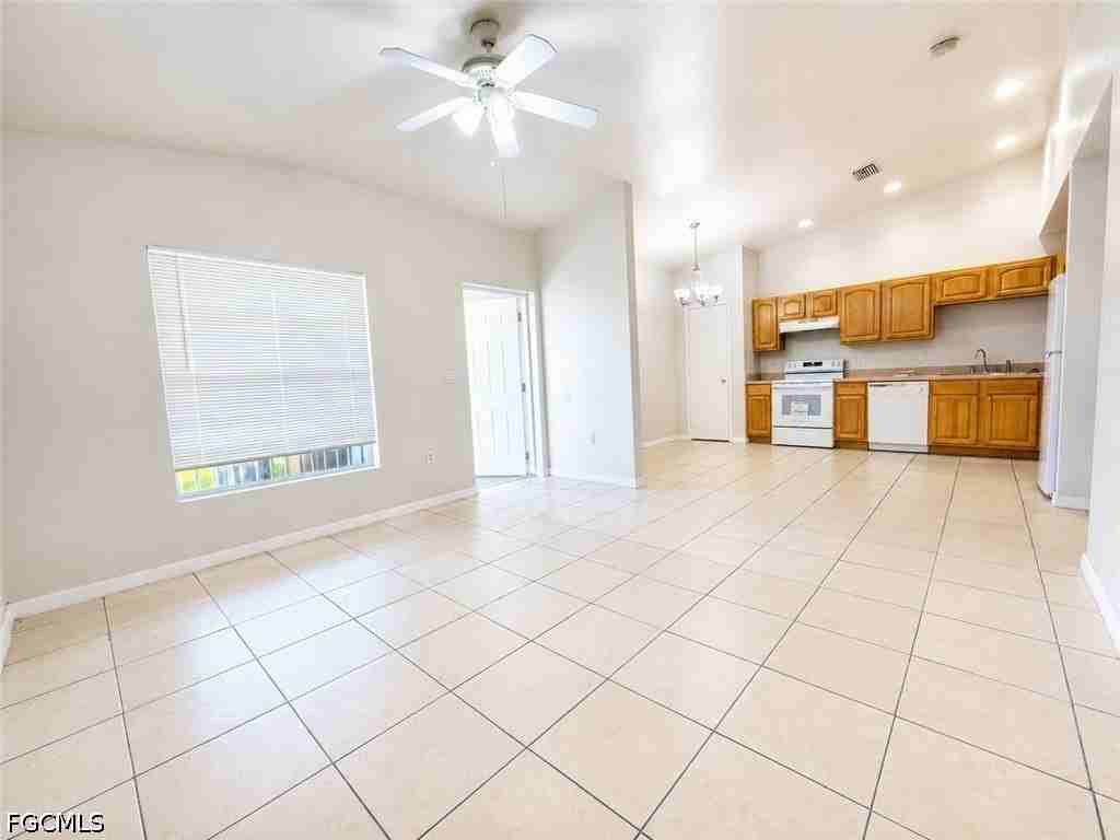 4719 22nd St Sw - Photo 2 of 8
