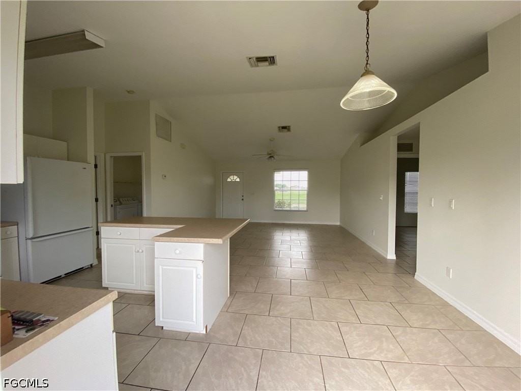 1703 Ne 17th St - Photo 4 of 18