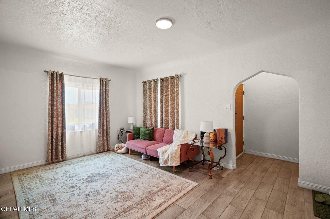 2805 Grant Ave #A - Photo 5 of 20