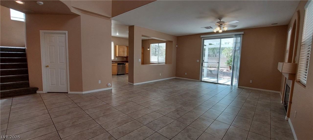 8917 Picket Fence Ave - Photo 6 of 34