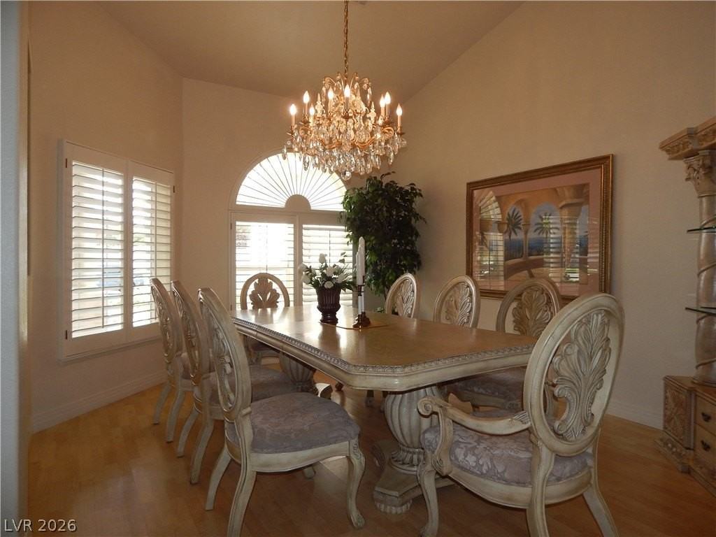 1320 Crystal Valley Dr - Photo 4 of 31