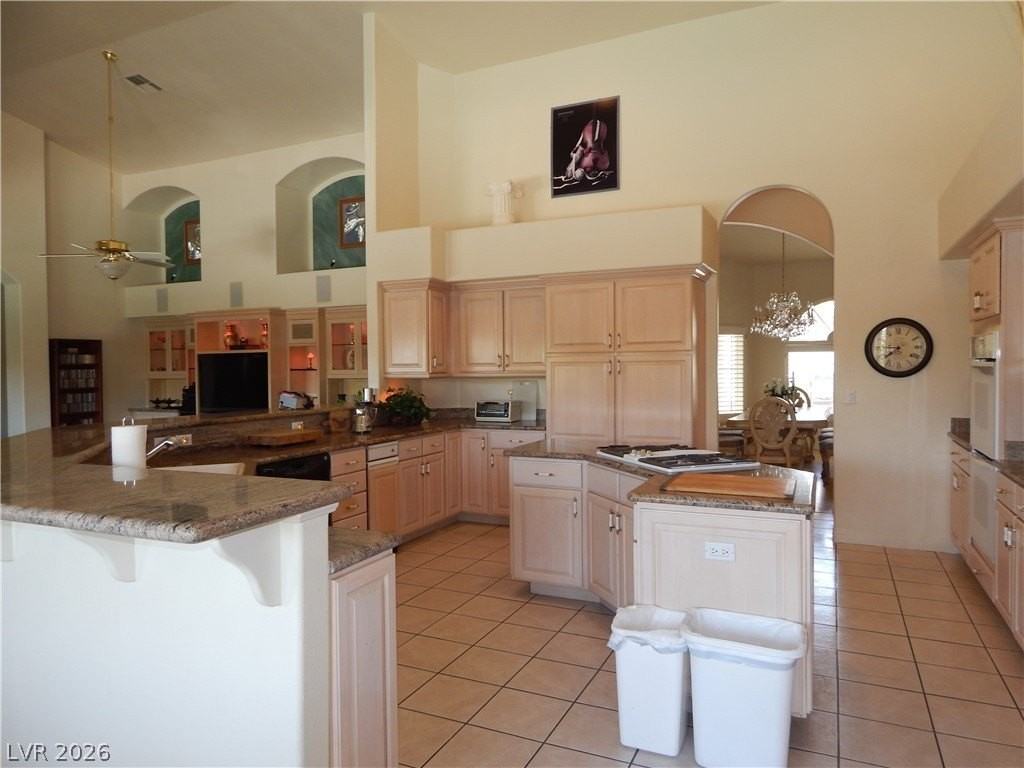 1320 Crystal Valley Dr - Photo 7 of 31