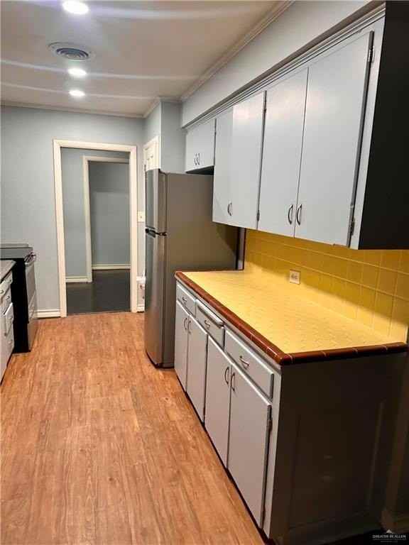 713 Vine Ave - Photo 5 of 23