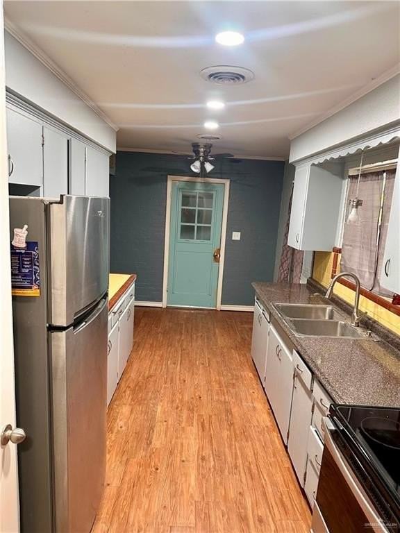 713 Vine Ave - Photo 6 of 23