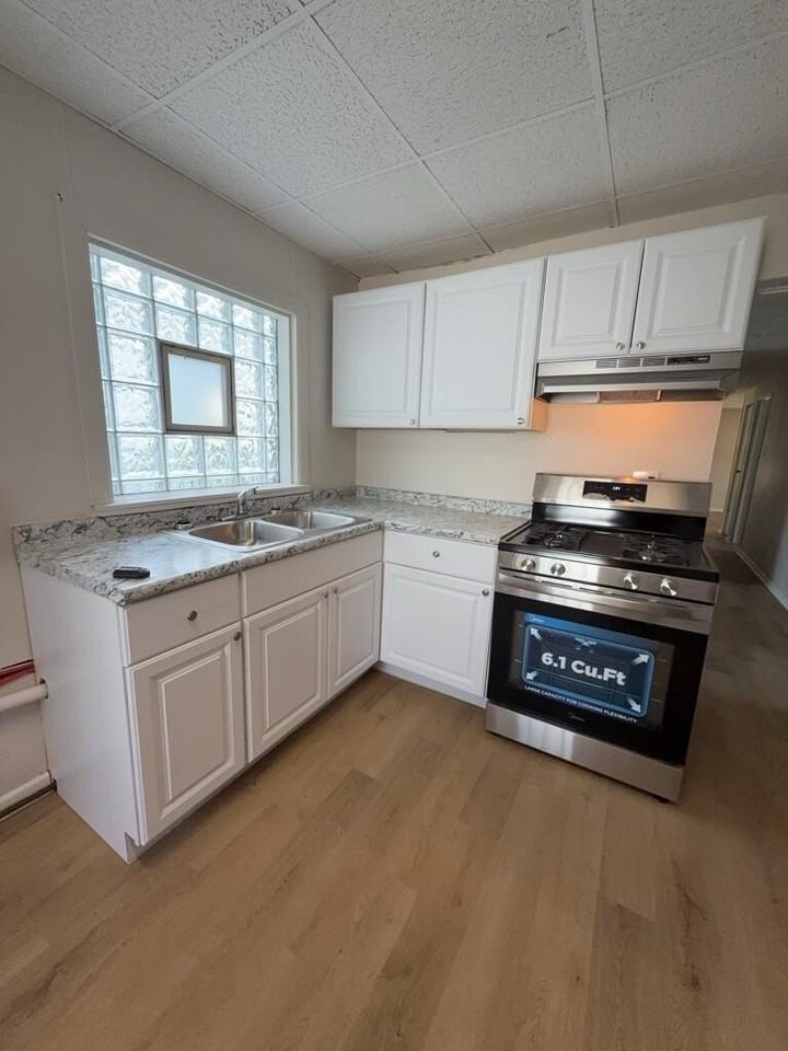 2425 Prospect St - Photo 6 of 8