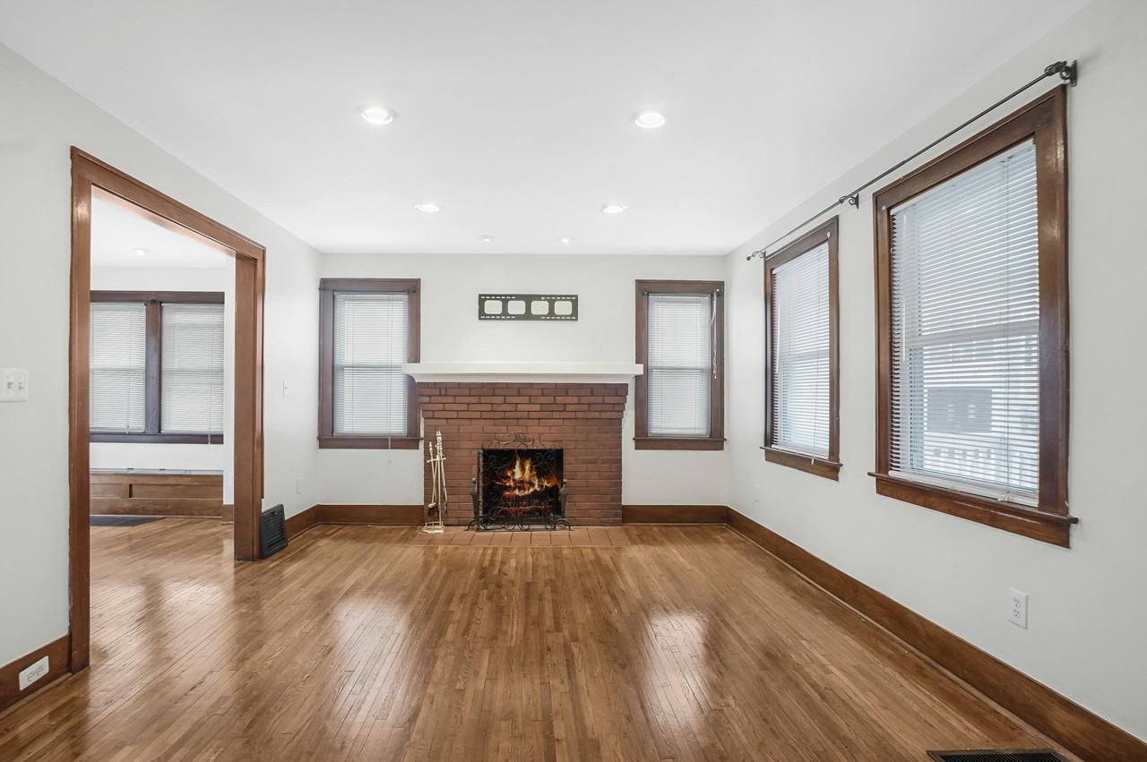 423 S Maple Ave - Photo 7 of 18