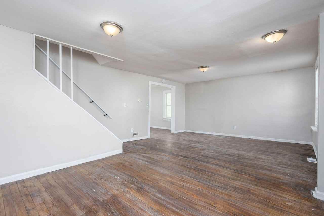 614 E Euclid St - Photo 5 of 11