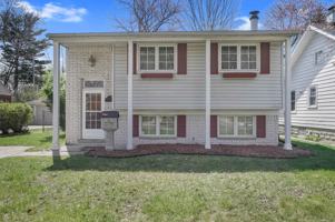 featured image of 429 Royal Ave