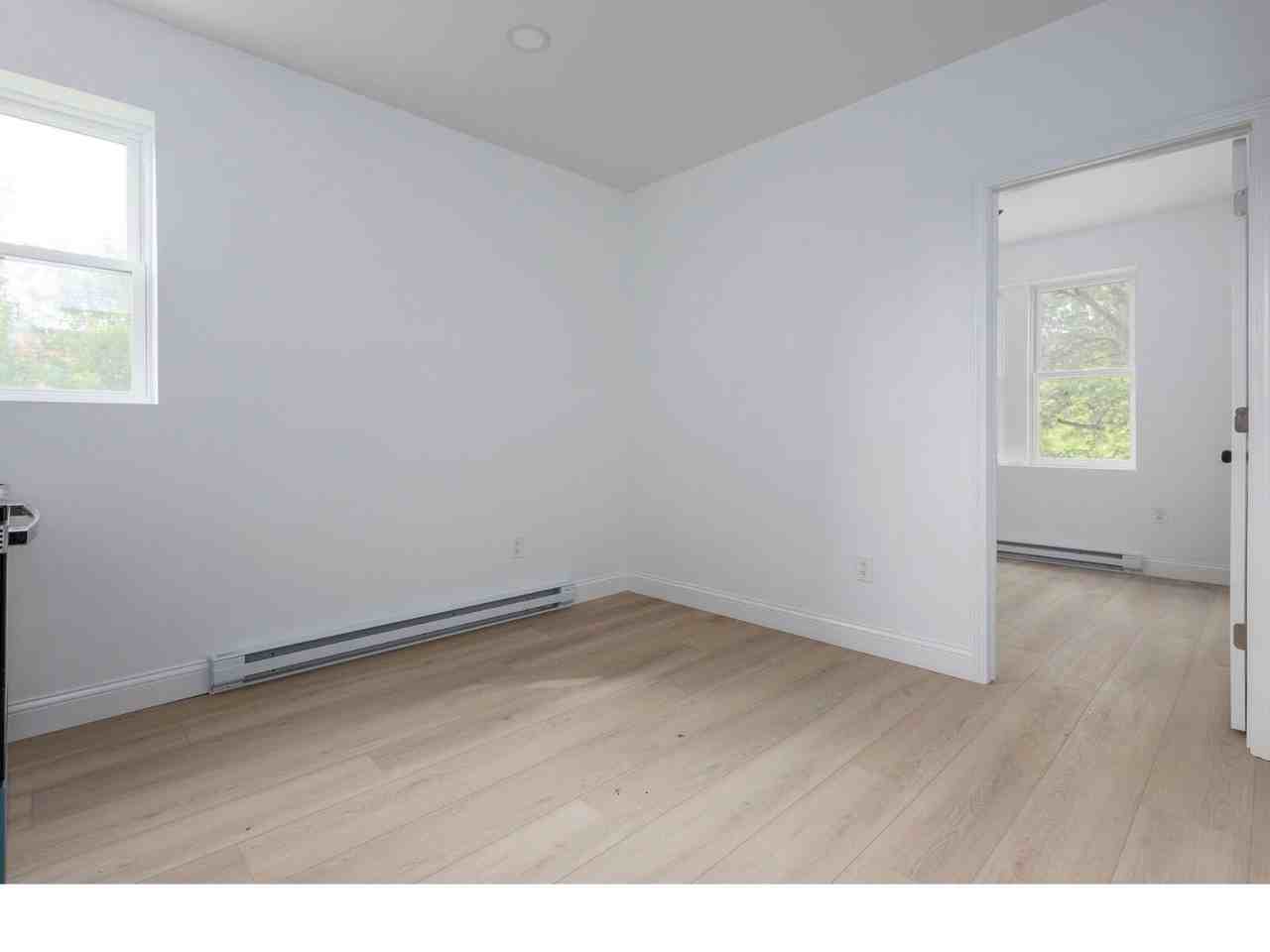 1140 Ashland St #5 - Photo 5 of 9