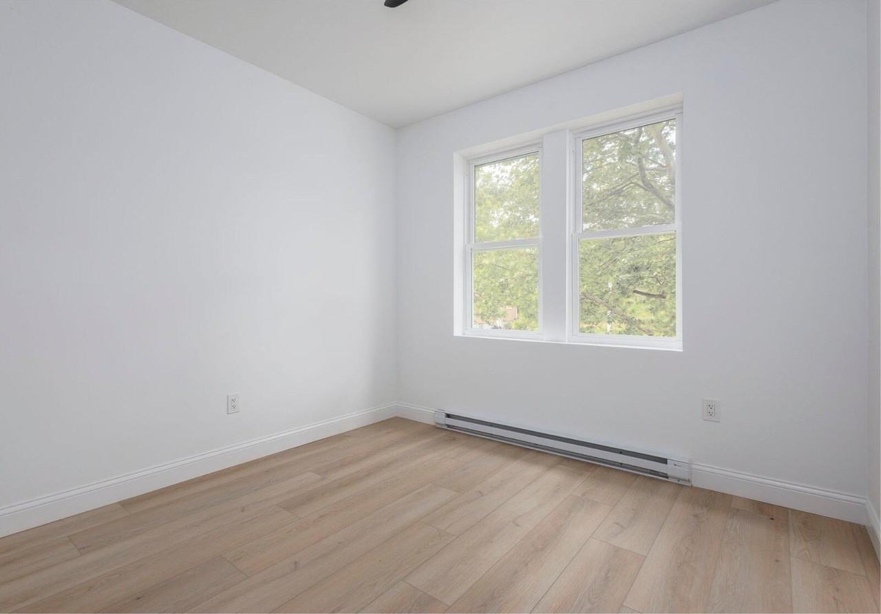 1140 Ashland St #5 - Photo 6 of 9