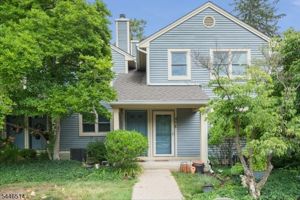 featured image of 40 Loantaka Way #F