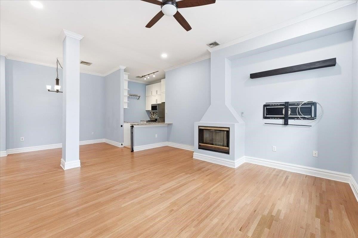 818 Jefferson St #3B - Photo 5 of 14