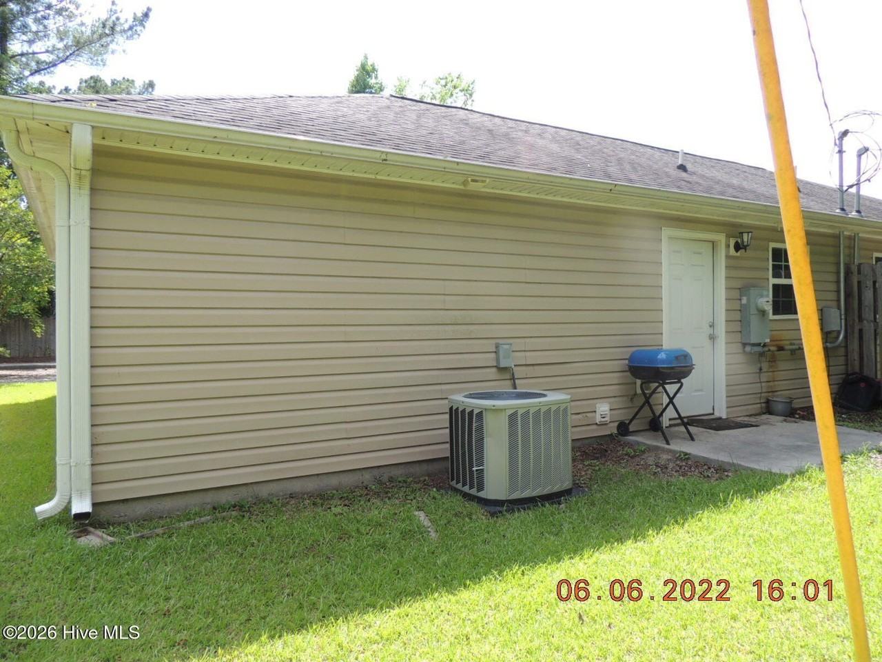 130 Miracle Dr #6 - Photo 4 of 15
