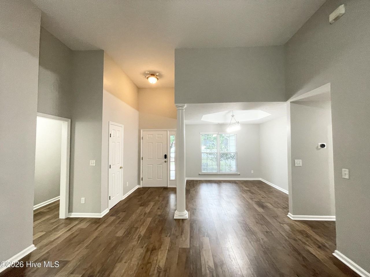 1391 Watsonia Dr - Photo 3 of 21