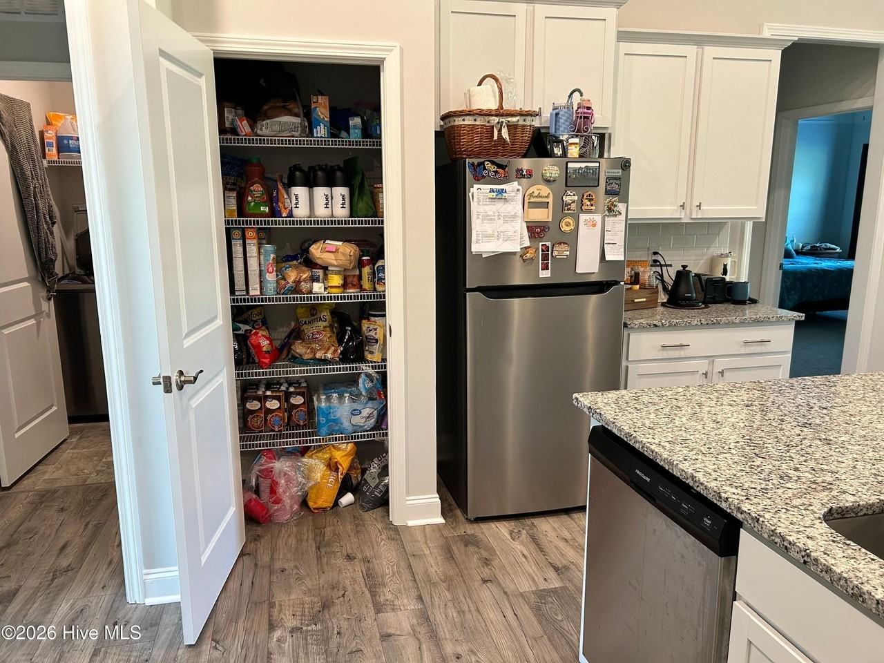 1217 Pelican Dr - Photo 5 of 28