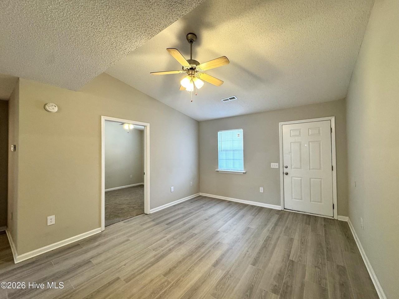 2209 Hurt Dr - Photo 3 of 17