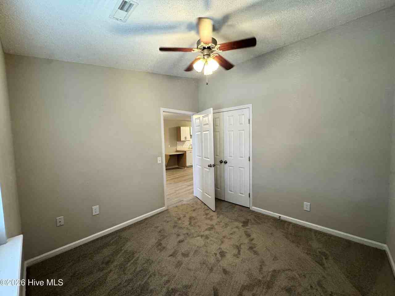 2209 Hurt Dr - Photo 5 of 17
