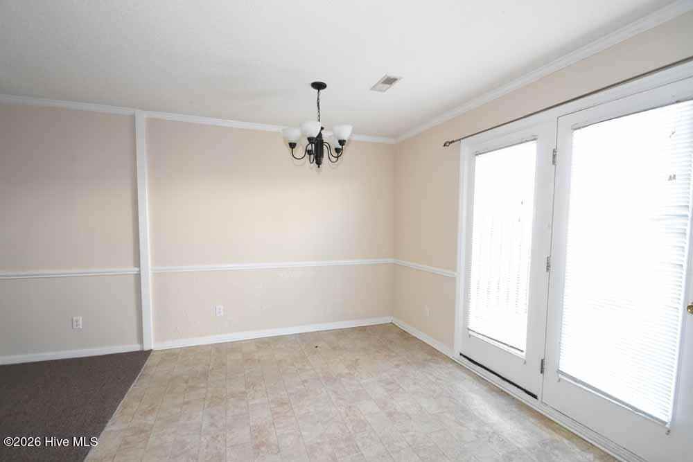 3818 Sterling Pointe Dr #J1 - Photo 7 of 17