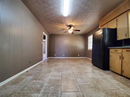 featured image of 206 S Eubanks #1