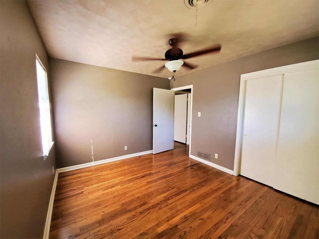 206 S Eubanks #1 - Photo 5 of 13