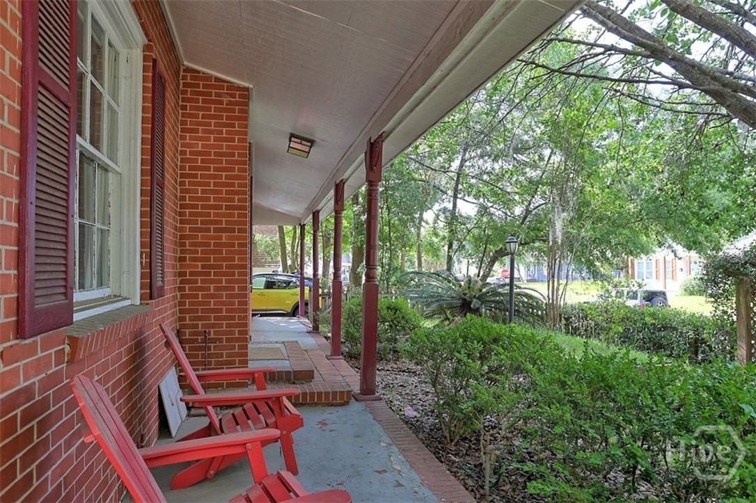 526R Durant Ave - Photo 4 of 35