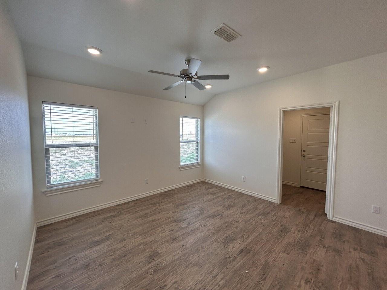 1205 Bryan Ave #A - Photo 5 of 15