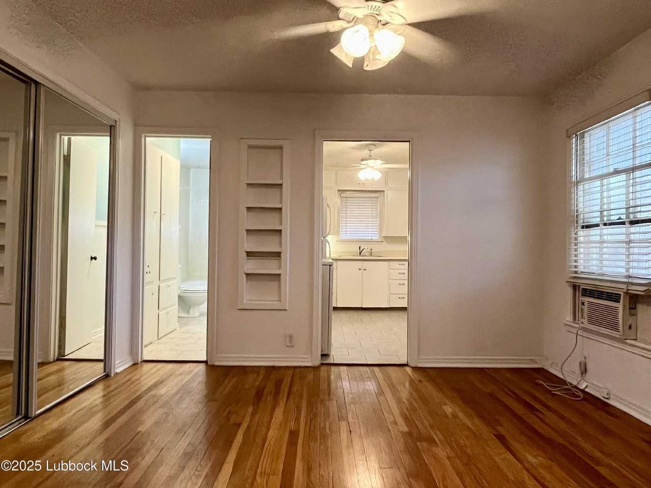 3119 33rd St #B - Photo 6 of 14