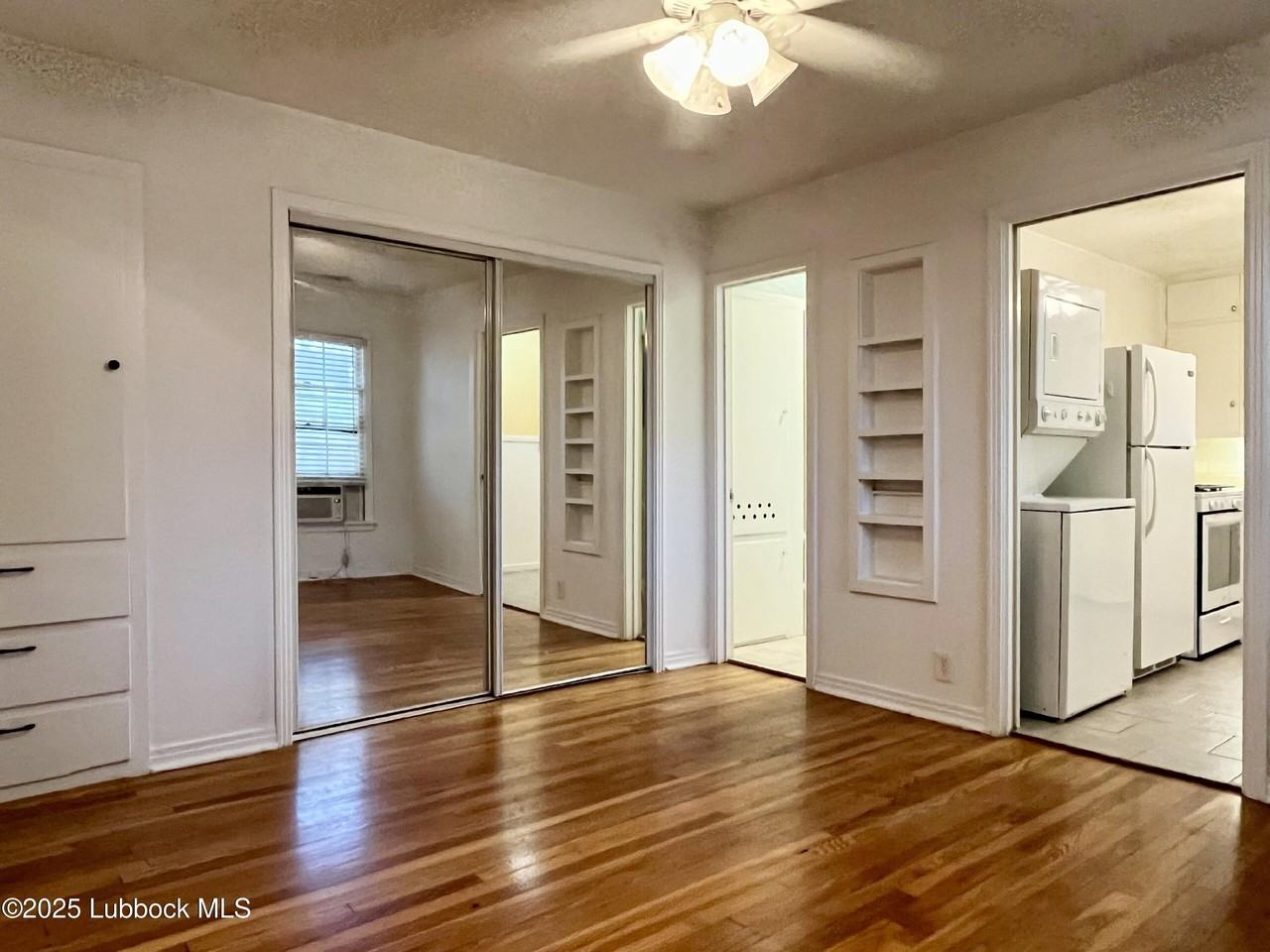 3119 33rd St #B - Photo 7 of 14
