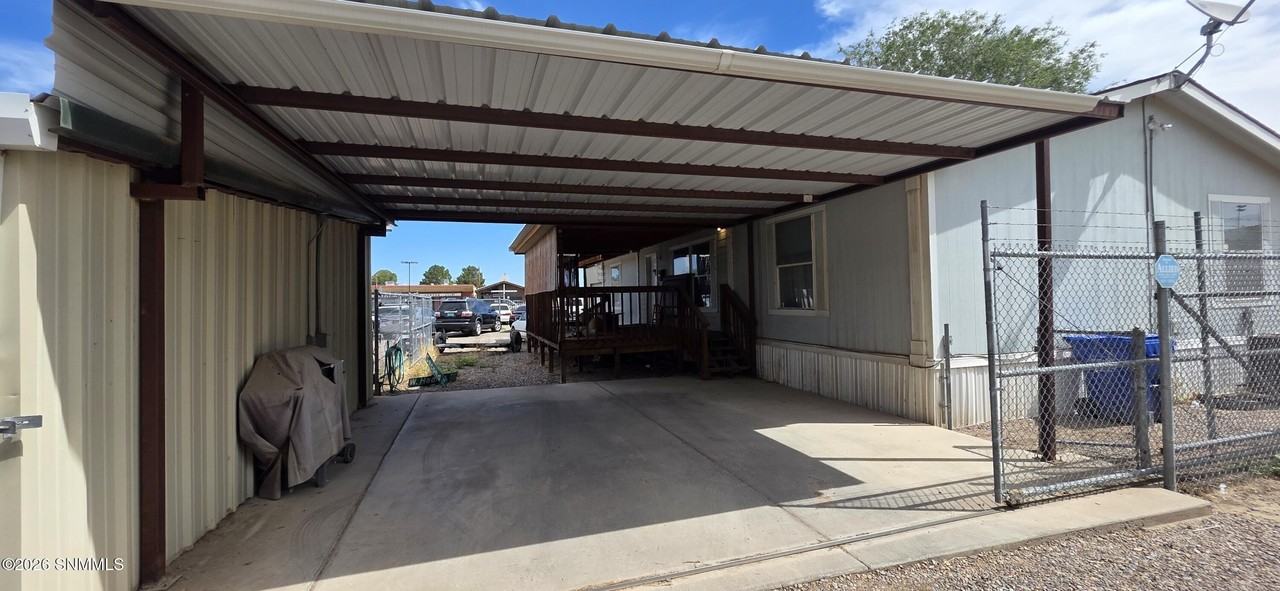855 W Picacho Ave - Photo 3 of 8