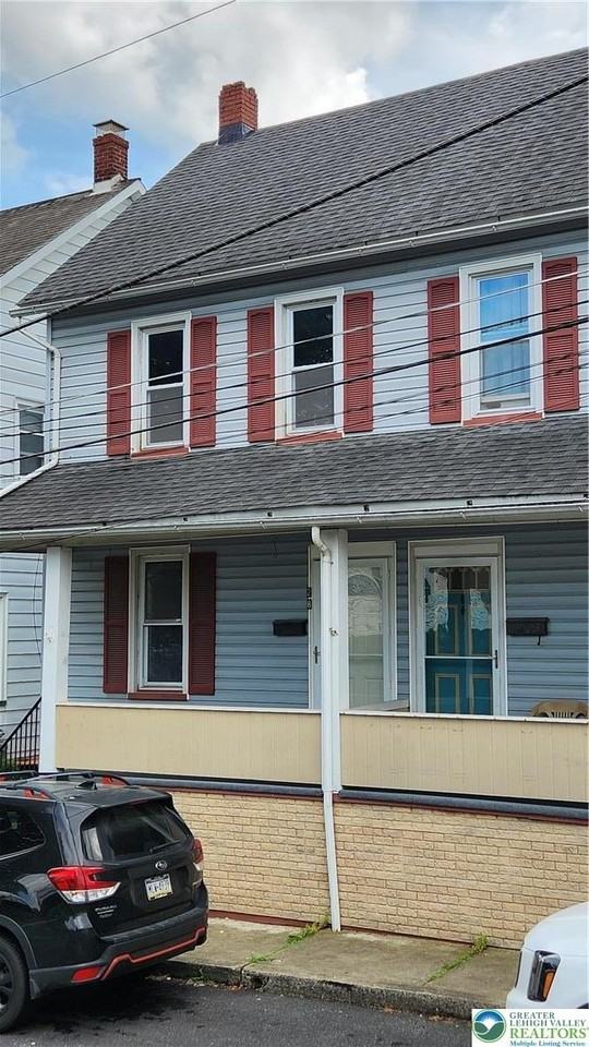 28 E Walnut St - Photo 2 of 15
