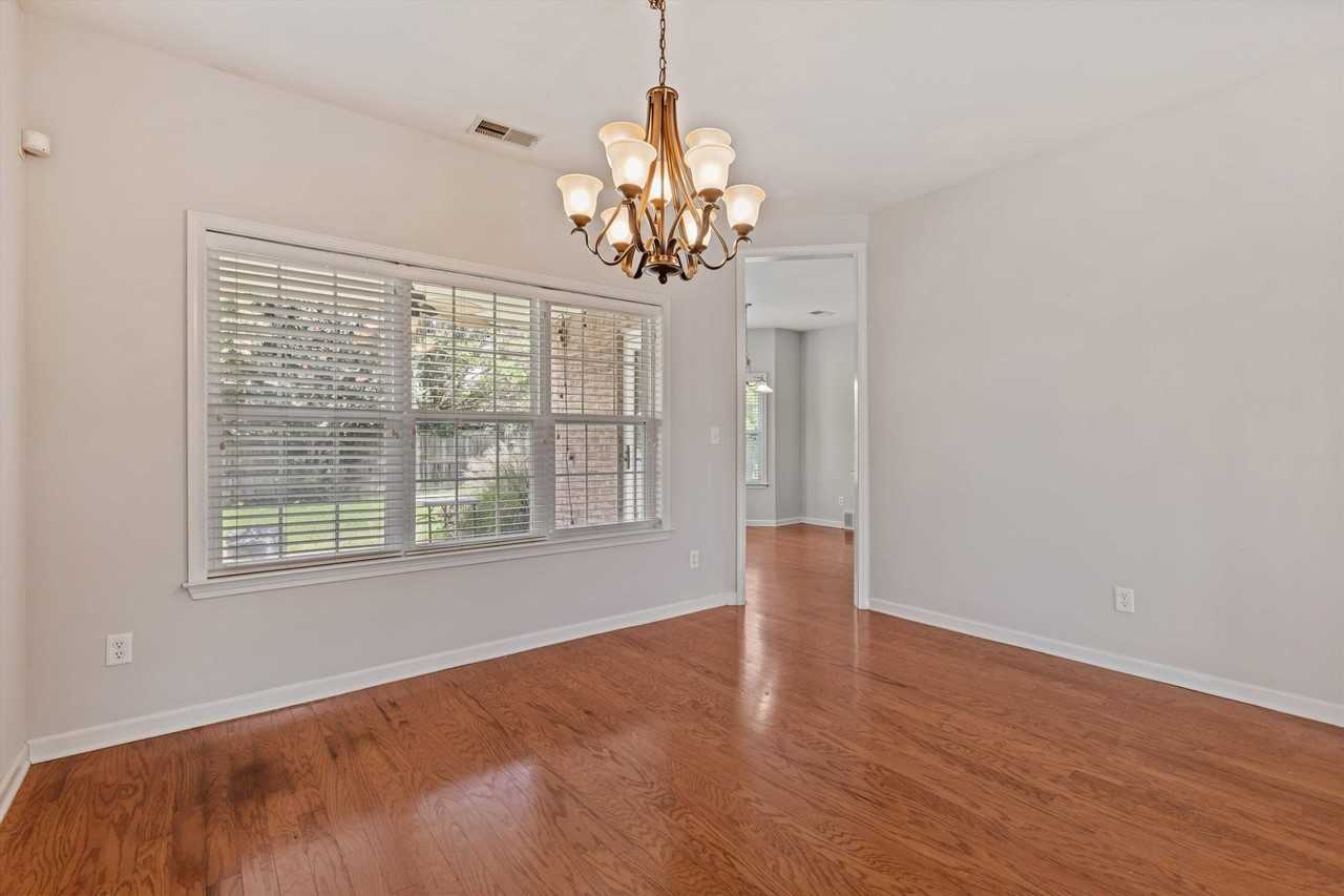 10492 Ashfarm Way - Photo 7 of 25
