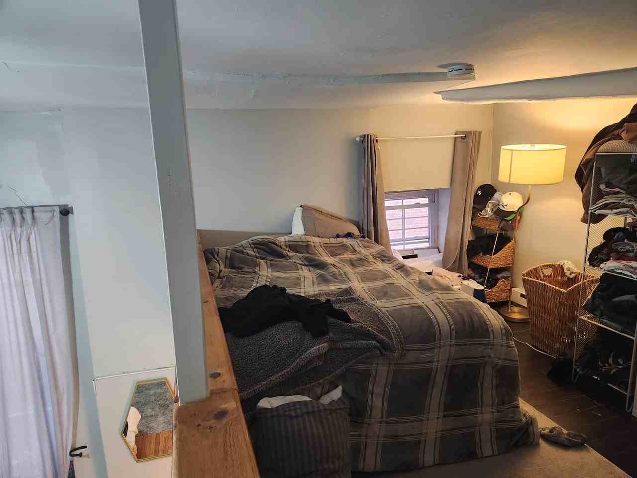 927 Pine St #102 - Photo 3 of 10