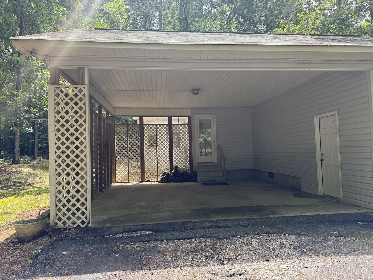 112 Oak Leaf Cir #1 - Photo 5 of 16