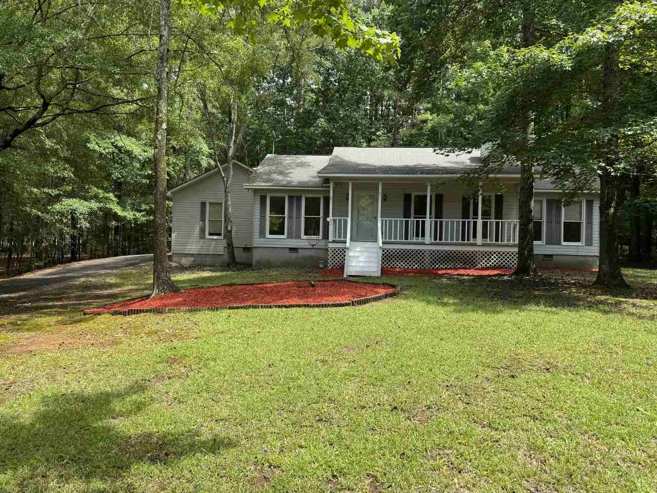 112 Oak Leaf Cir #1 - Photo 7 of 16