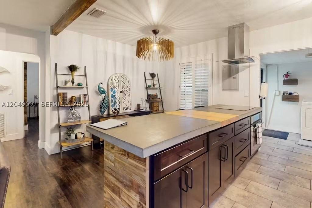 416 Se 19th St #416 - Photo 4 of 32
