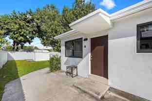 1911 Nw 30th St #3 - Photo 1 of 1
