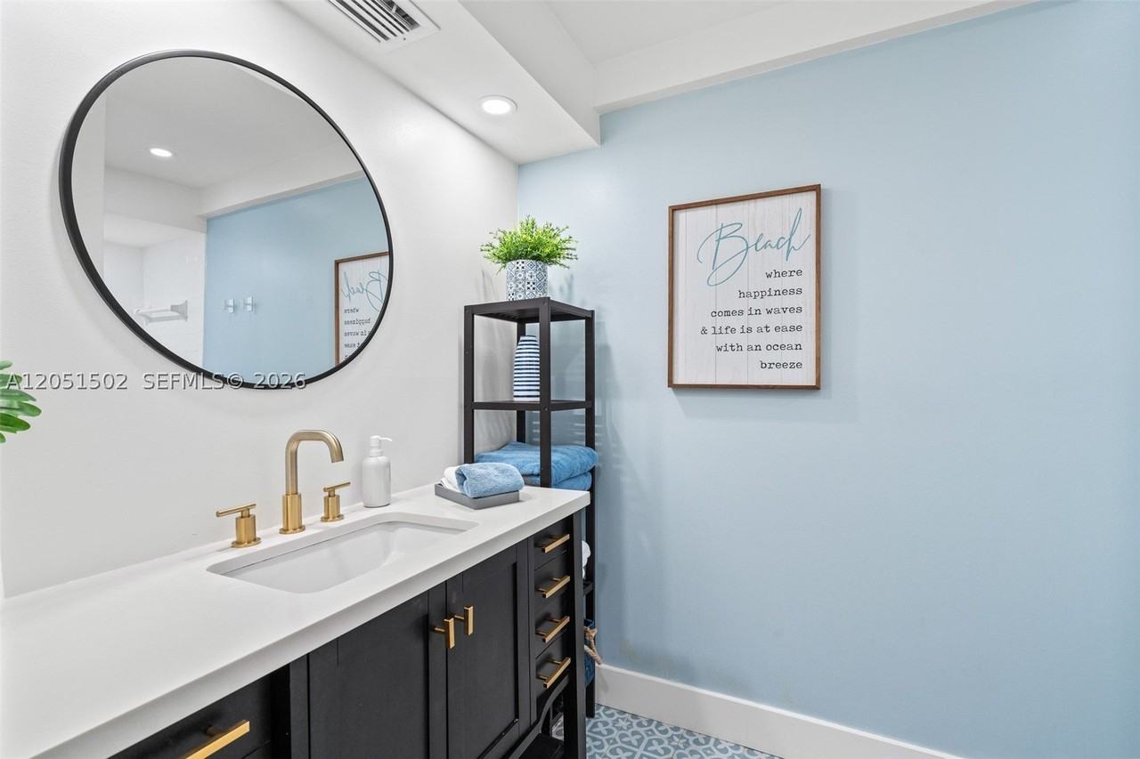 123 Deer Creek Blvd #203 - Photo 3 of 29