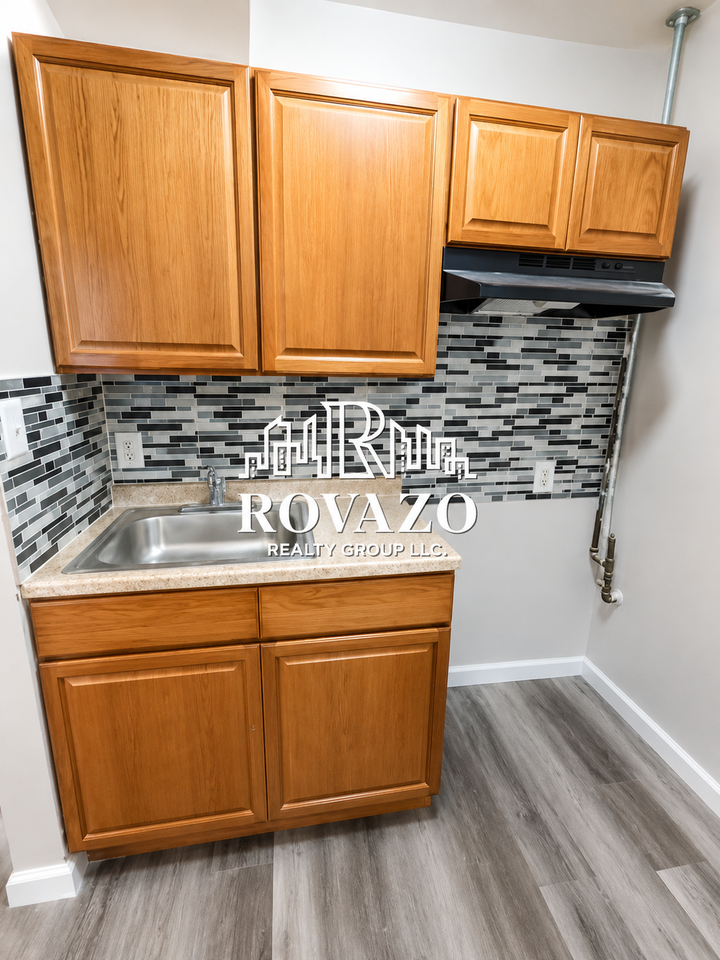 409 N 5th St #3BB