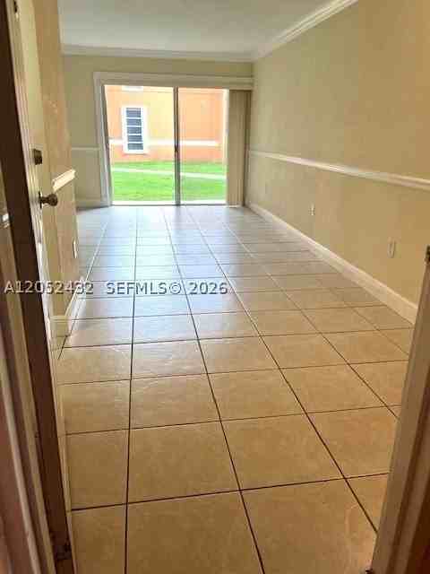 9477 Sw 76th St #O4 - Photo 5 of 22