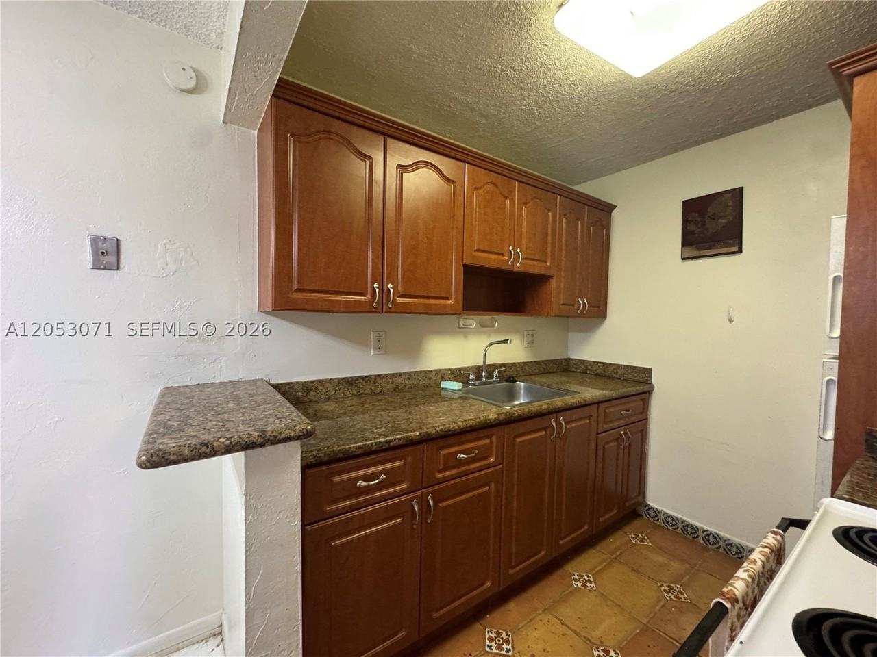 7208 Fairway Dr #I14 - Photo 6 of 9