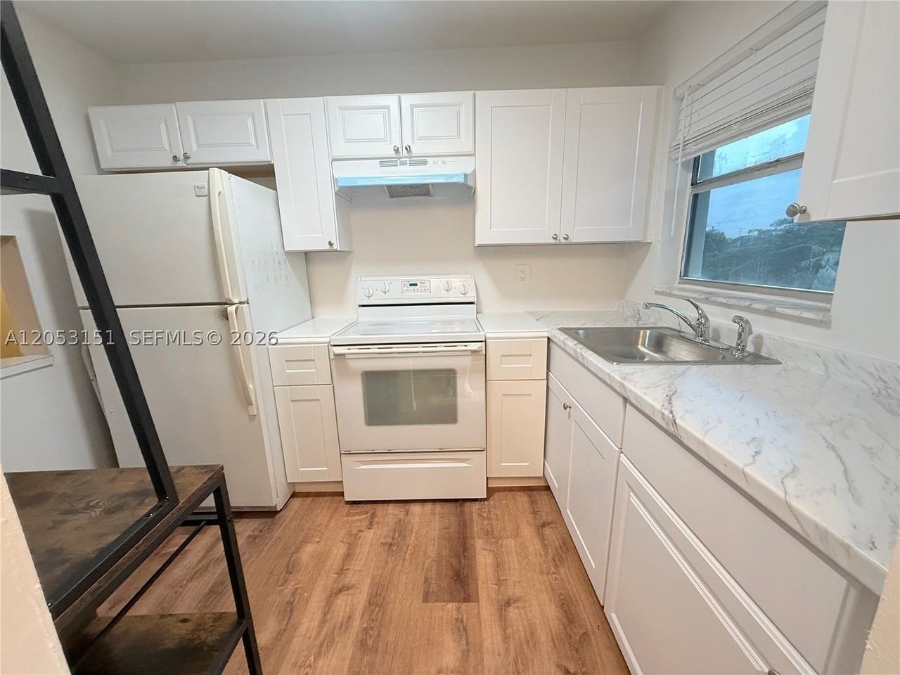8590 Sunrise Lakes Blvd #309 - Photo 5 of 24