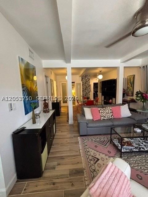 180 Ne 82nd Ter #L - Photo 3 of 15