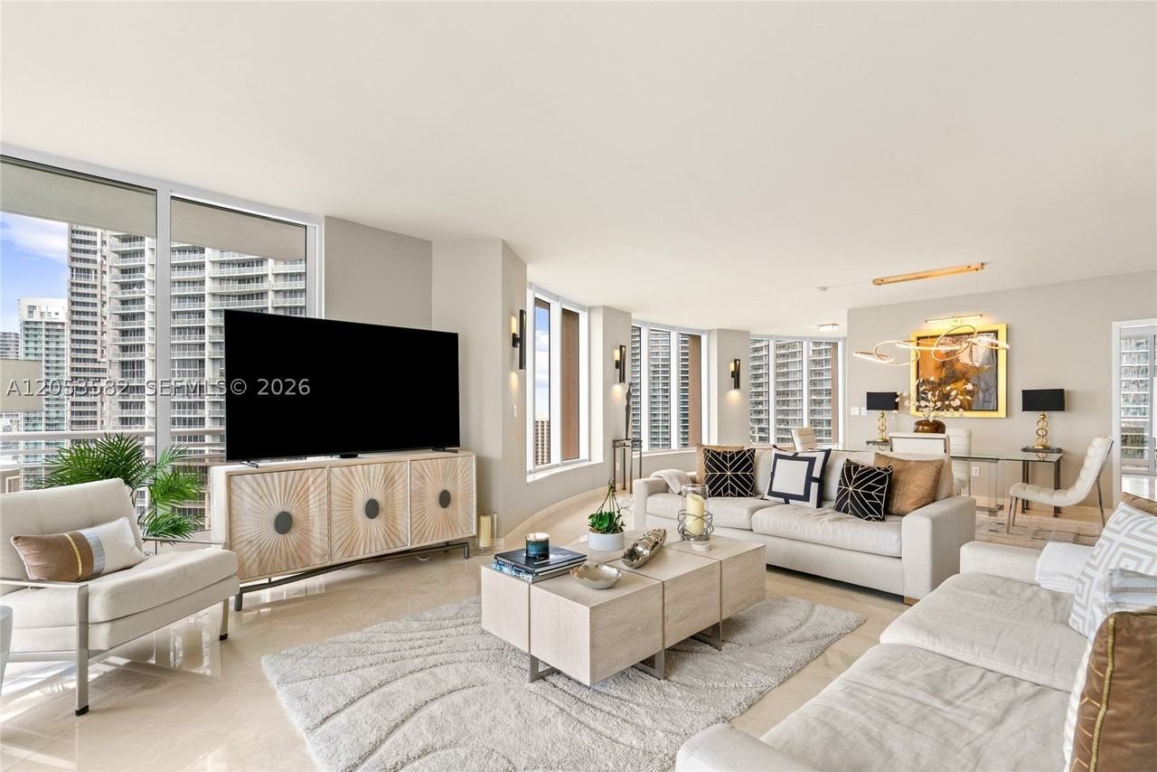 901 Brickell Key Blvd #2804 - Photo 6 of 50