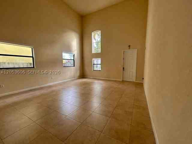 14435 Sw 16th St - Photo 5 of 35